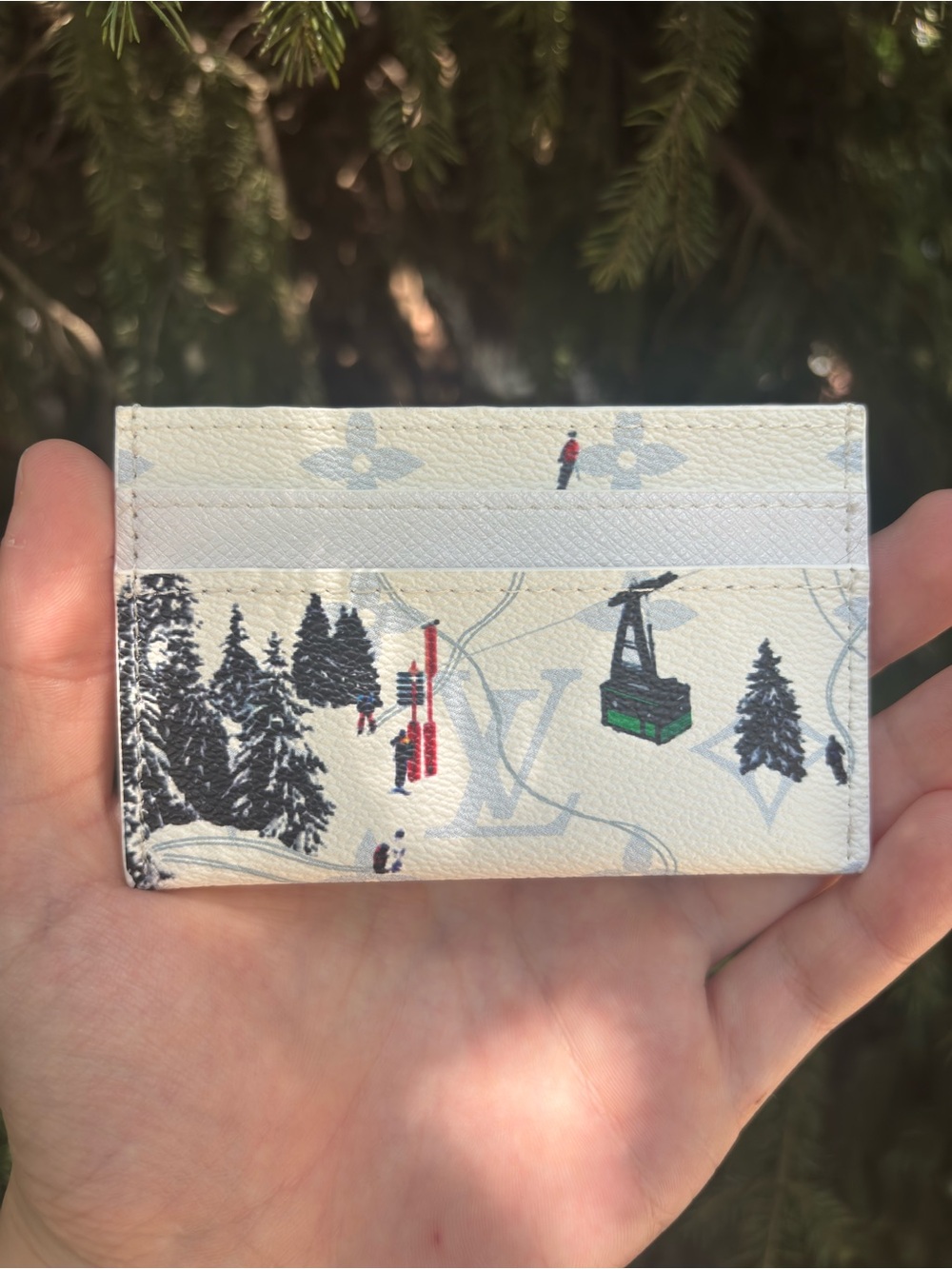 Louis Vuitton White Ski Motif Canvas Card Holder